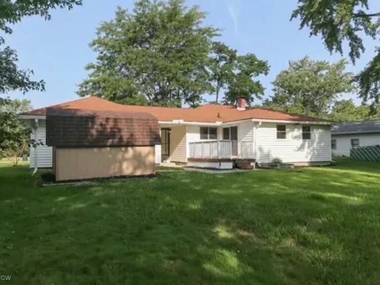 1265 Blueberry Hill Dr - Photo 4 of 16