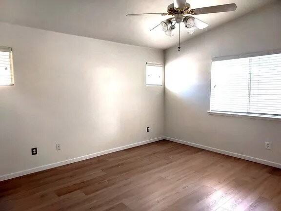 6508 N Lodi Ave - Photo 4 of 21