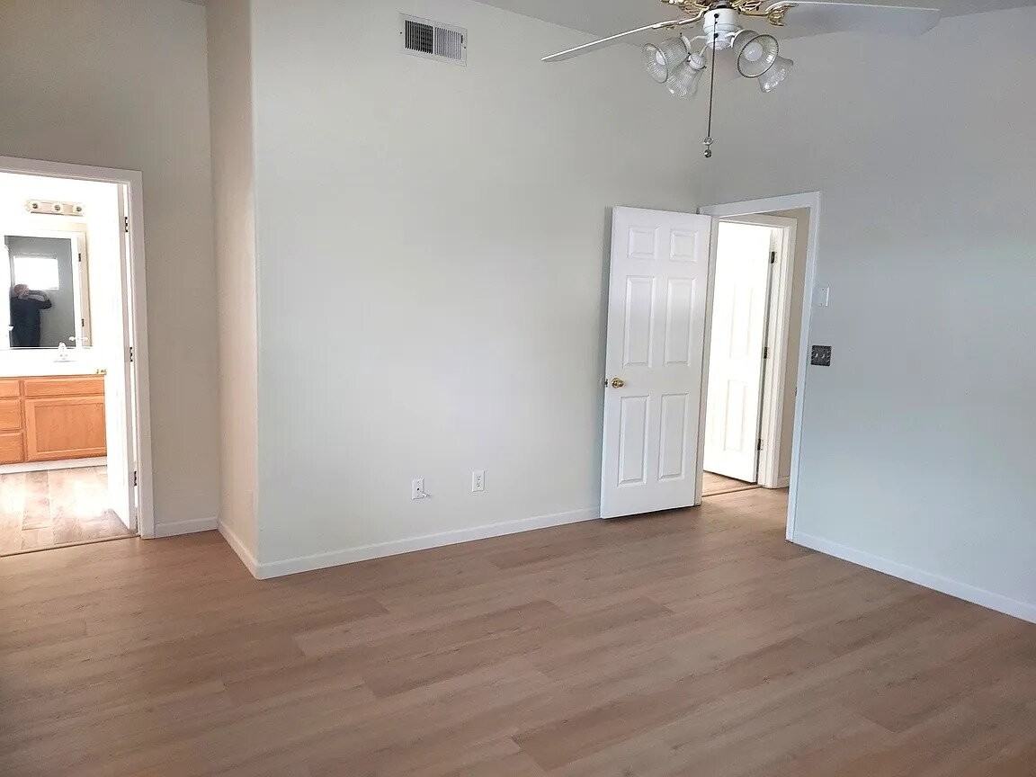 6508 N Lodi Ave - Photo 5 of 21