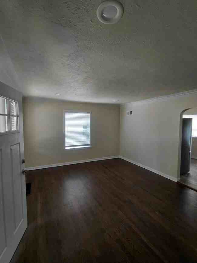 1 S Elati St #1SELATIST - Photo 3 of 20