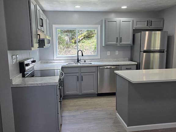 113 Rock Springs Rd - Photo 2 of 13