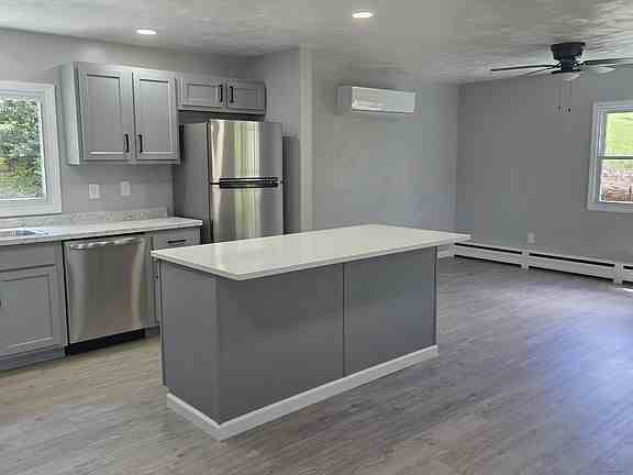 113 Rock Springs Rd - Photo 3 of 13