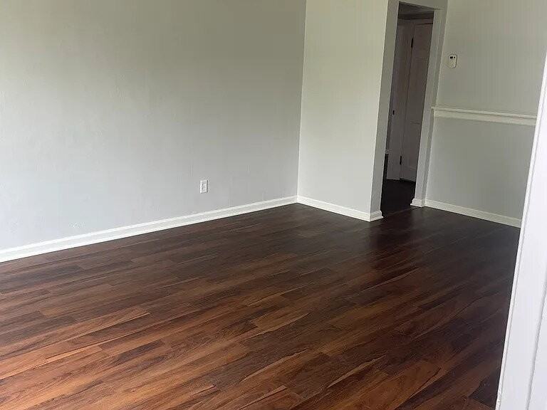 1241 Orchard Heights Dr - Photo 2 of 13