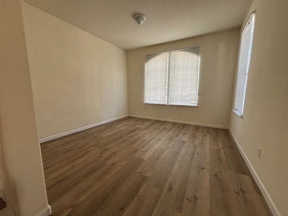 16959 Cobble Creek Way - Photo 4 of 19