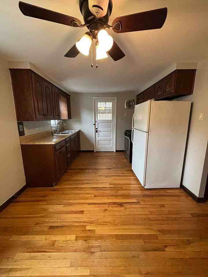 3819 Delco Rd - Photo 4 of 12