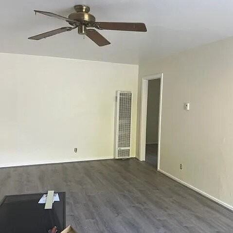320 Lomitas Ln - Photo 4 of 10