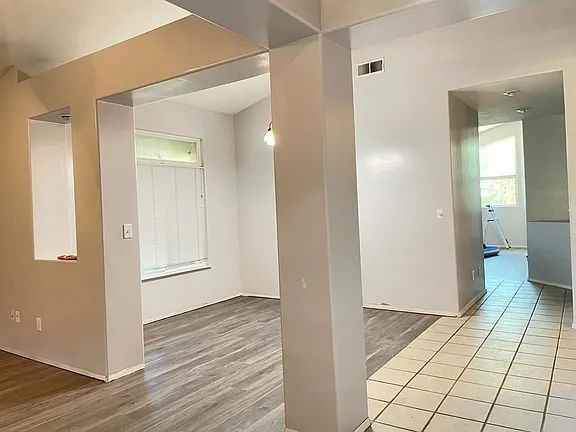 12216 Kingfisher Ave - Photo 3 of 25