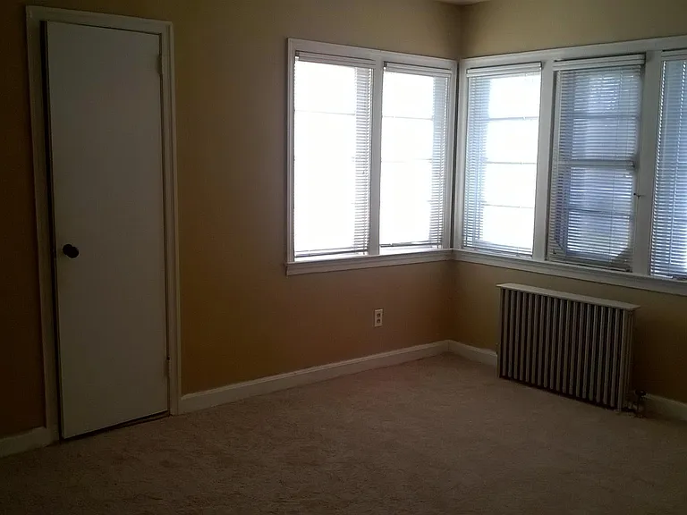 15 Weymouth Rd - Photo 2 of 9