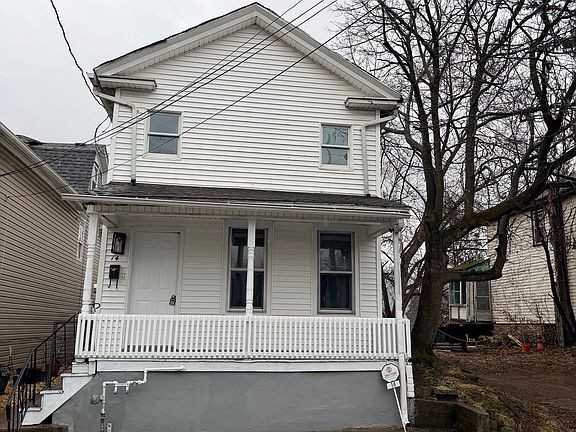 14 Phoenix St - Photo 2 of 13