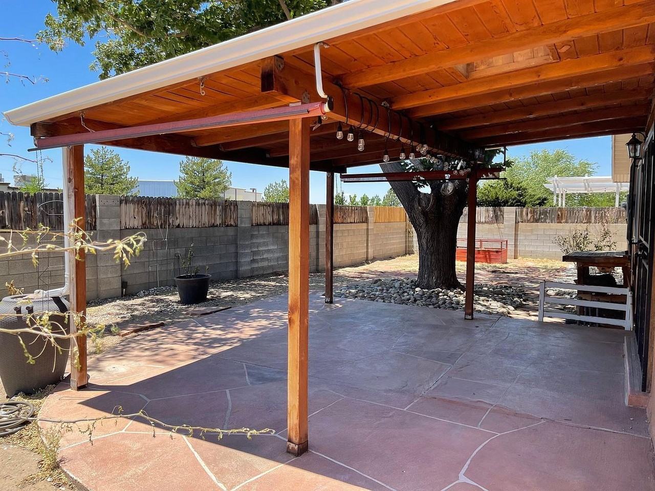 8124 Ruidoso Rd Ne - Photo 3 of 22