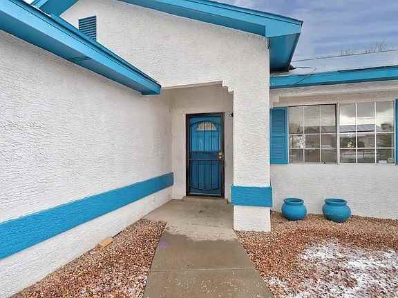 1312 Quartz Dr Sw - Photo 2 of 22
