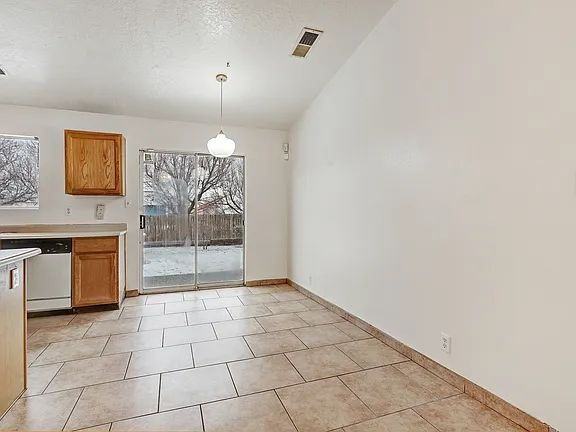 1312 Quartz Dr Sw - Photo 6 of 22