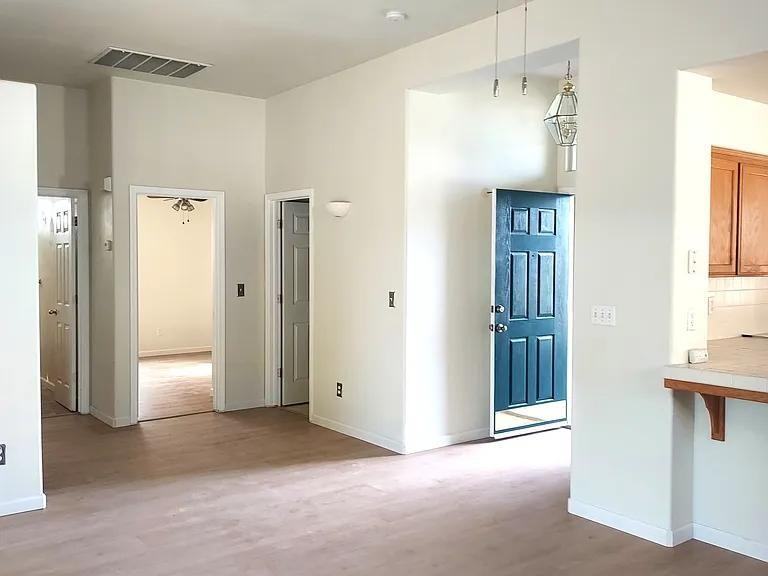 6508 N Lodi Ave - Photo 2 of 23