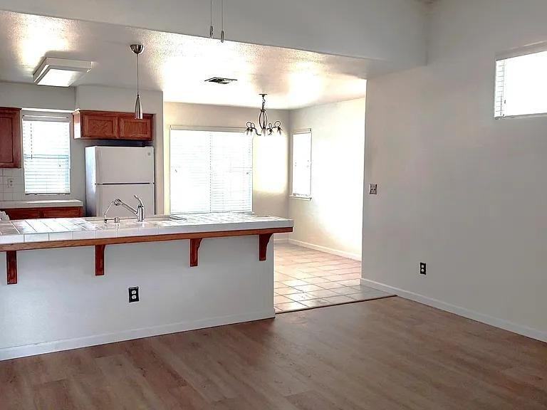 6508 N Lodi Ave - Photo 3 of 23
