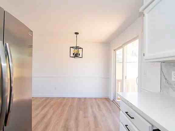 148 S Rogers St - Photo 3 of 35