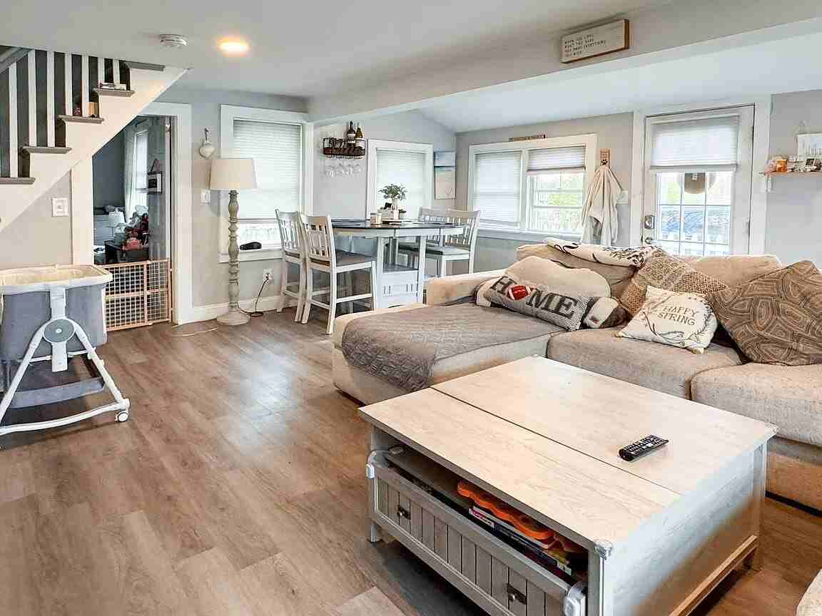 37 Central Ave - Photo 3 of 15