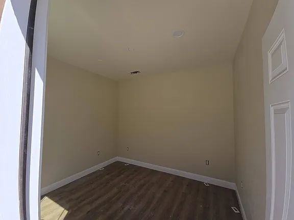 328 N Mill Valley Dr - Photo 3 of 23