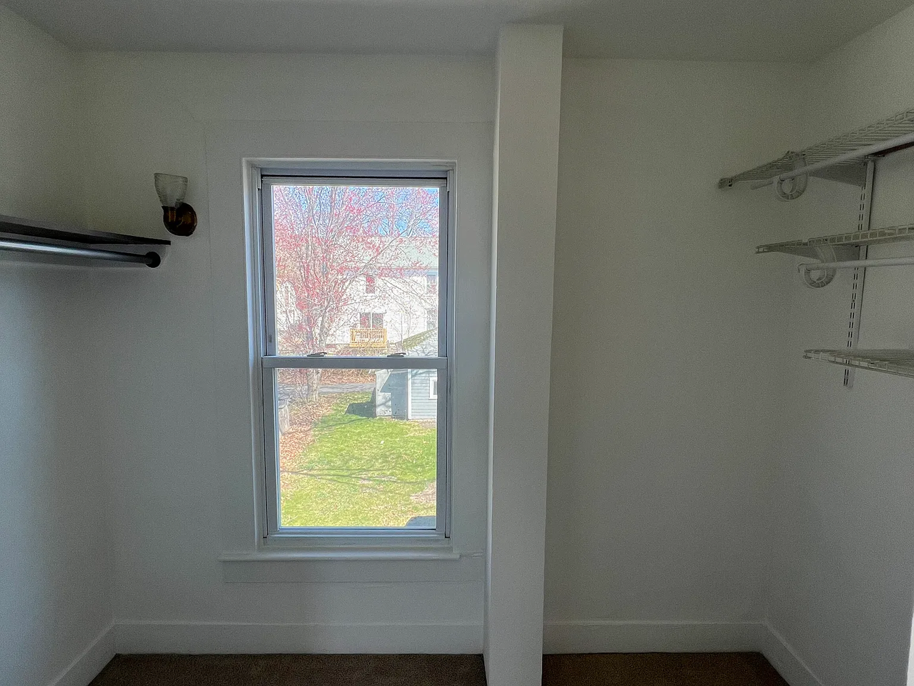 290 N Elm St - Photo 4 of 13