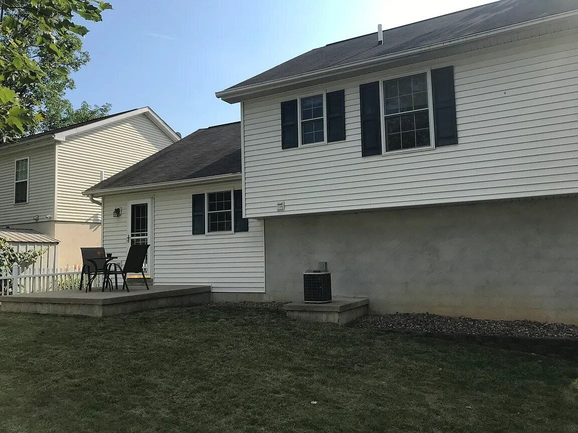 166 Ghaner Dr - Photo 3 of 10