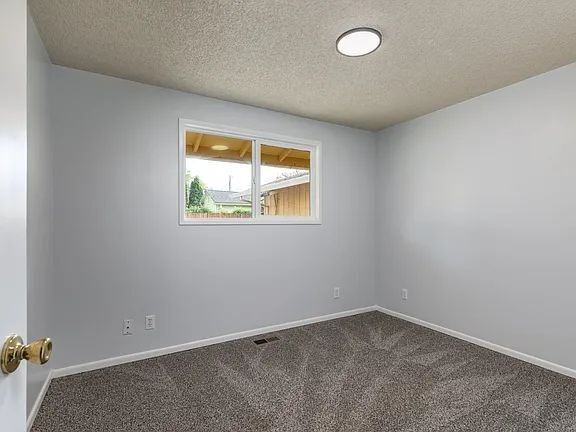52371 Sw 1st St - Photo 4 of 13