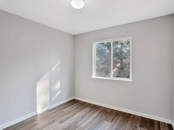3038 Courtside Dr - Photo 5 of 27