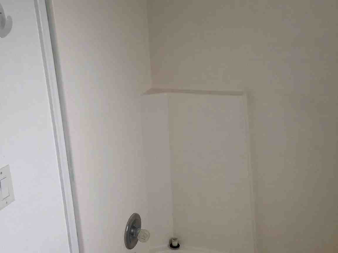 3147 Nw 11th Ave - Photo 6 of 22