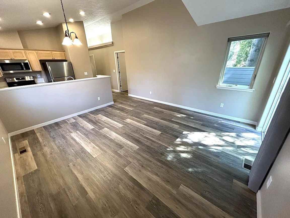 2179 Shane Way - Photo 6 of 20