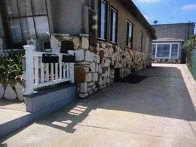 4526 W 142nd St - Photo 2 of 11