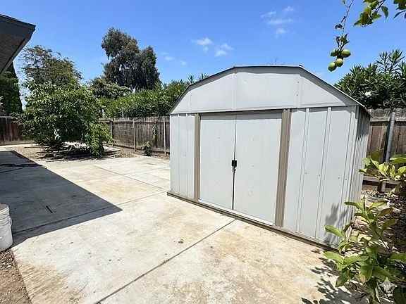 3115 W Santa Ana Ave - Photo 5 of 27