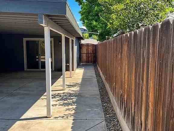 3115 W Santa Ana Ave - Photo 7 of 27