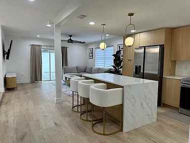 3405 W Rogers Ave - Photo 6 of 16