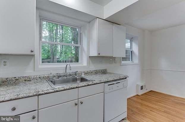 4276 Allison Cir - Photo 4 of 15