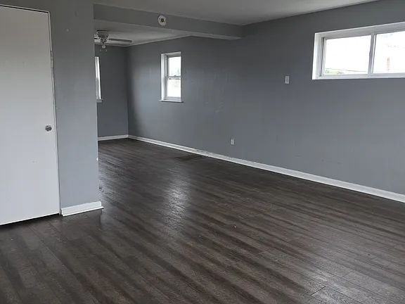 601 Randolph St - Photo 3 of 27