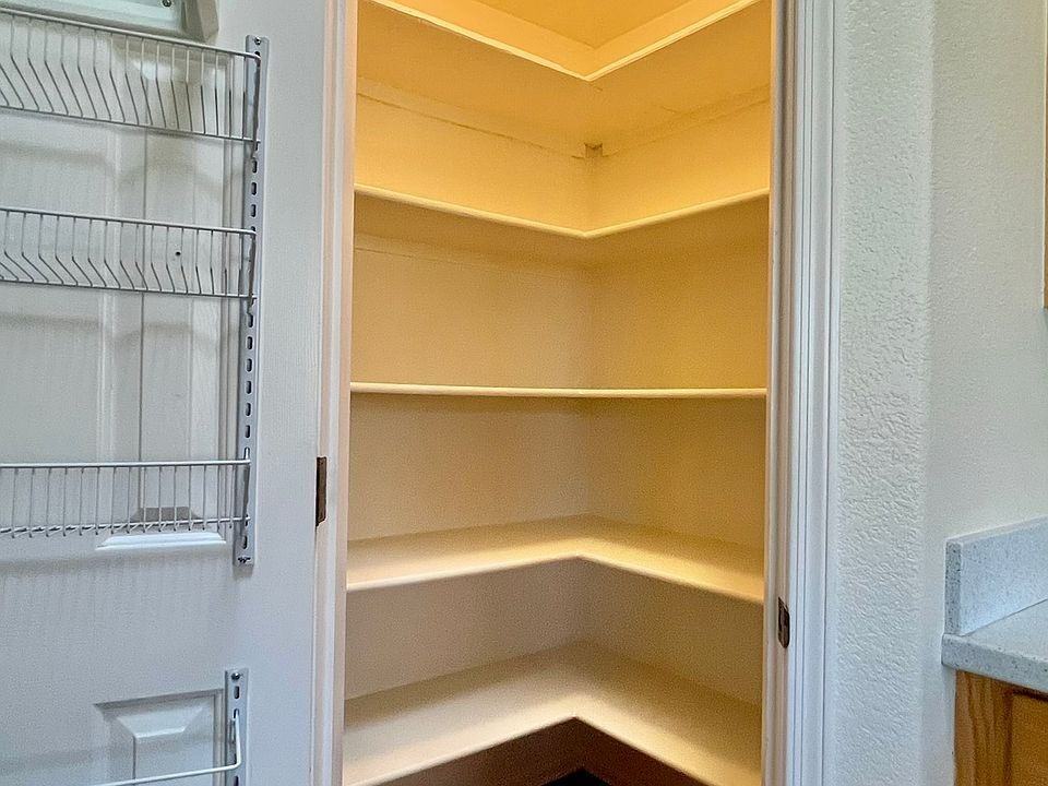 3314 Baysinger Dr - Photo 6 of 8