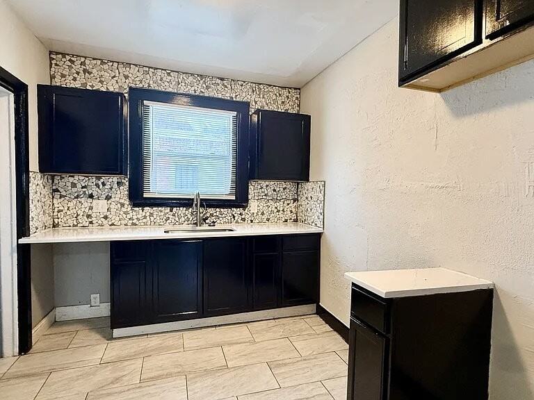 18121 Bentler St - Photo 3 of 12