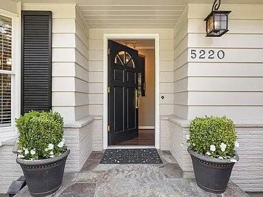 5220 - Photo 2 of 12