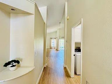5825 Hawkwood Ct - Photo 4 of 27