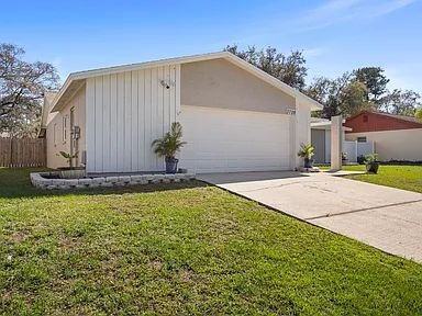 3708 Greenford St - Photo 3 of 39