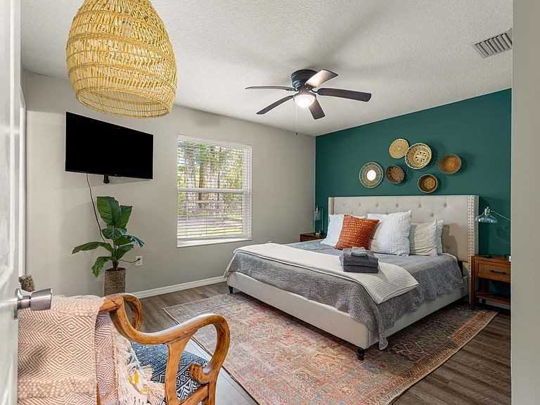 6353 Nw 52nd Ave - Photo 3 of 23