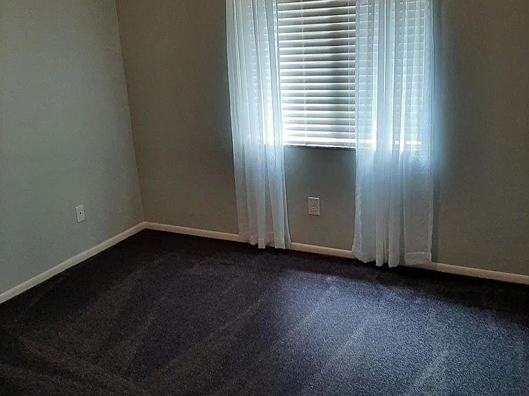 1811 Tarah Trace Dr - Photo 3 of 19
