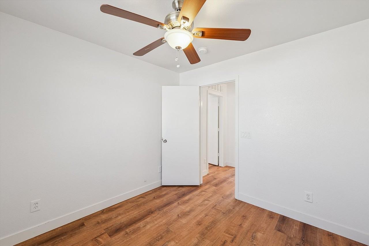 2233 W Alta Vista Rd - Photo 4 of 19