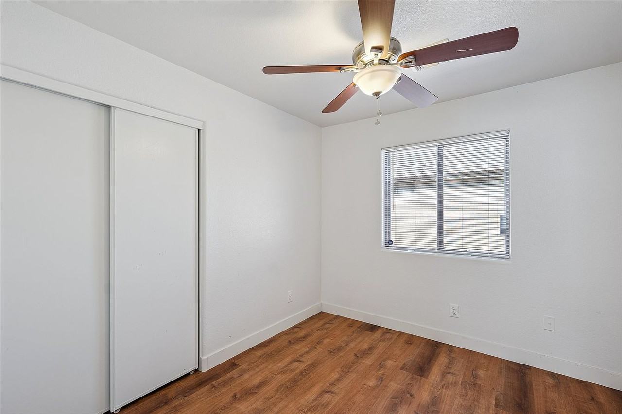 2233 W Alta Vista Rd - Photo 6 of 19