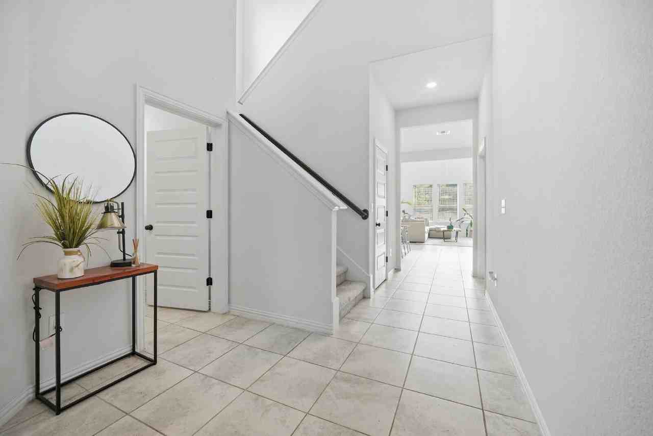 12901 Stanford Dr - Photo 2 of 15