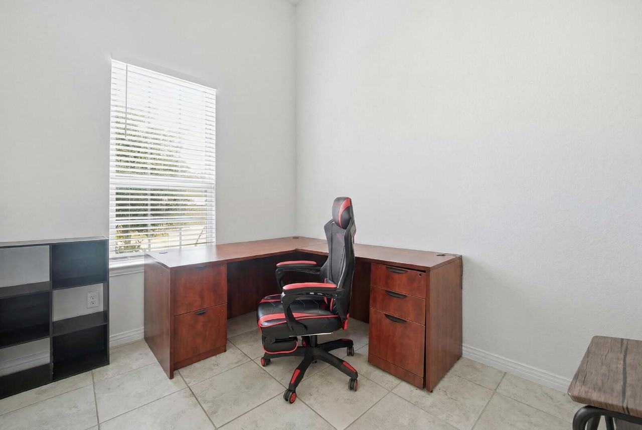 12901 Stanford Dr - Photo 3 of 15