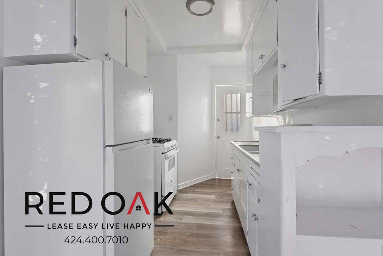 5146 Clinton St #5146-2 - Photo 2 of 14