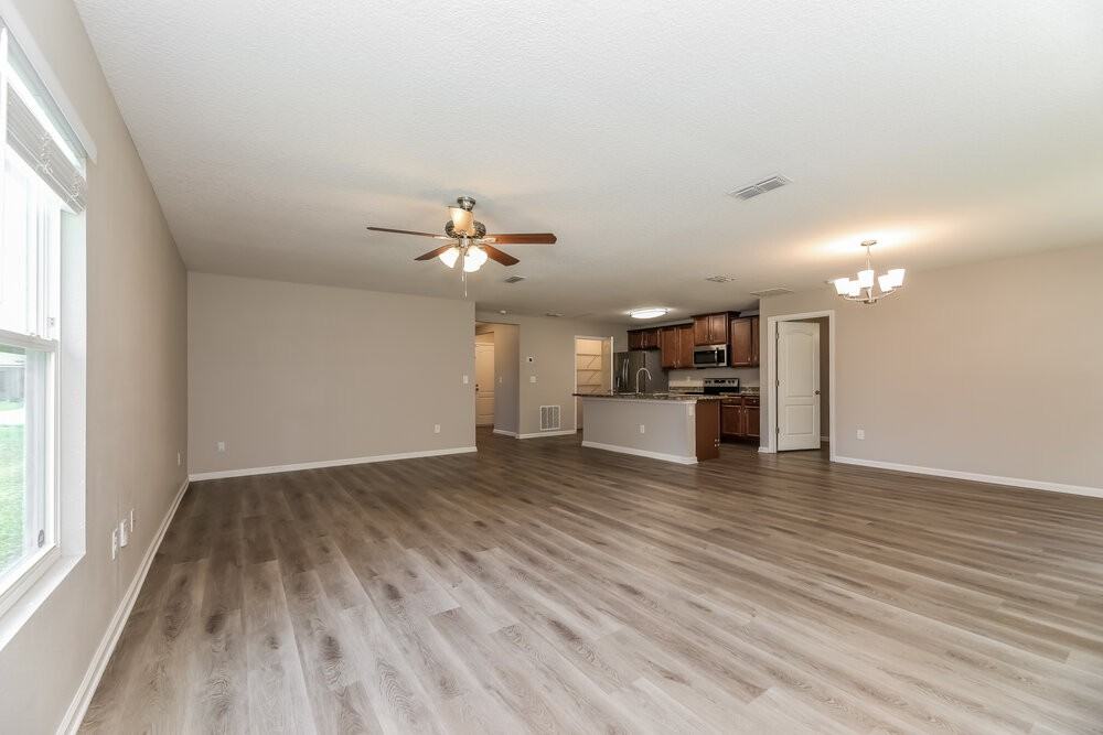 12331 Glimmer Way - Photo 5 of 16