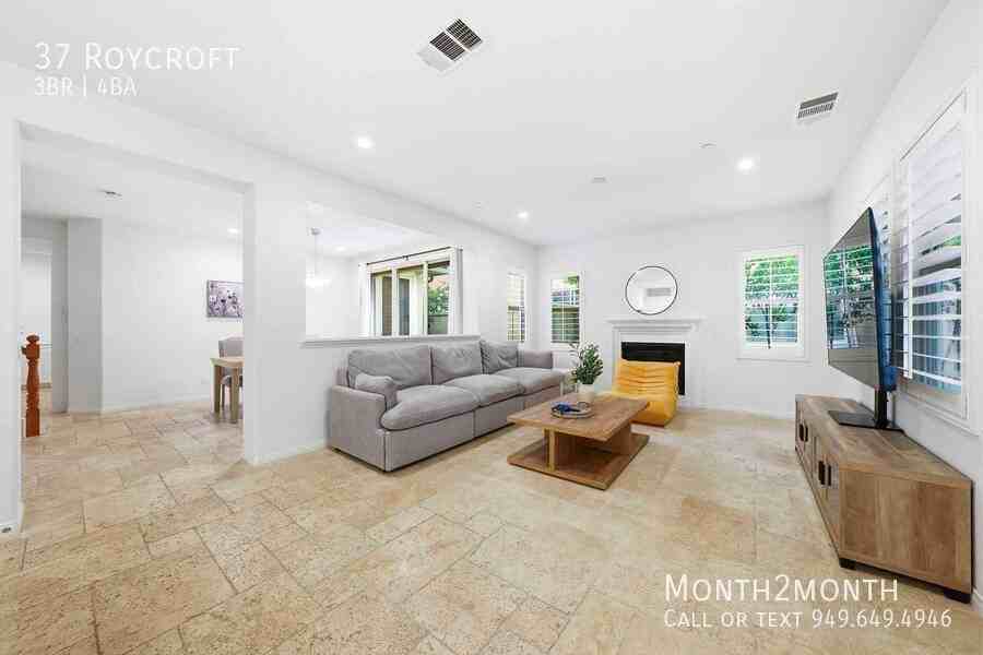 37 Roycroft - Photo 3 of 42