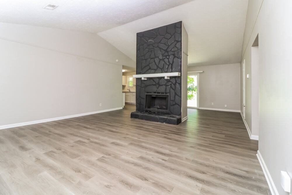 3000 Owens Meadow Dr Nw - Photo 6 of 16