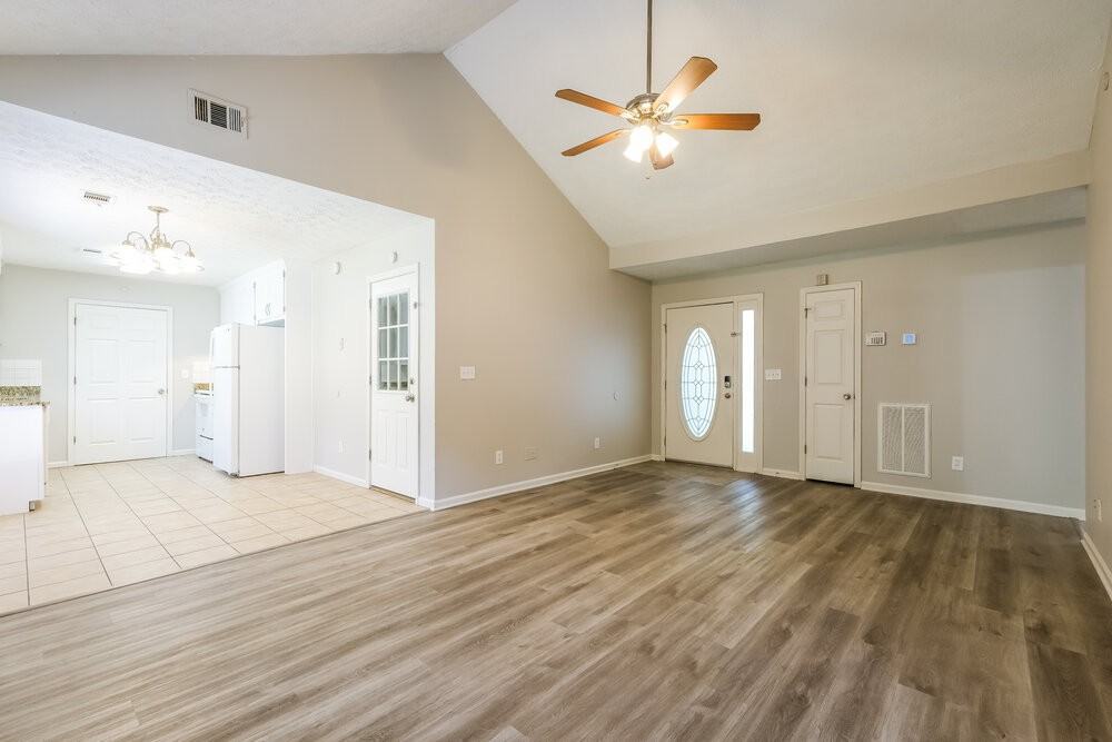 3869 Deaton Rd - Photo 4 of 16