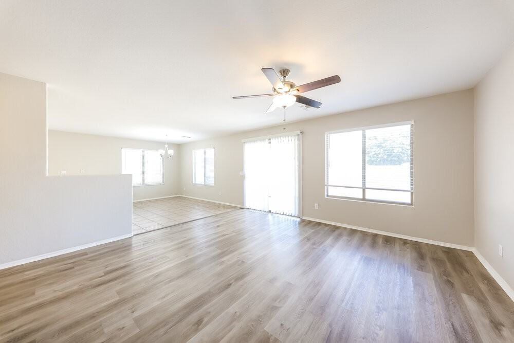 12830 W Via Camille - Photo 4 of 17